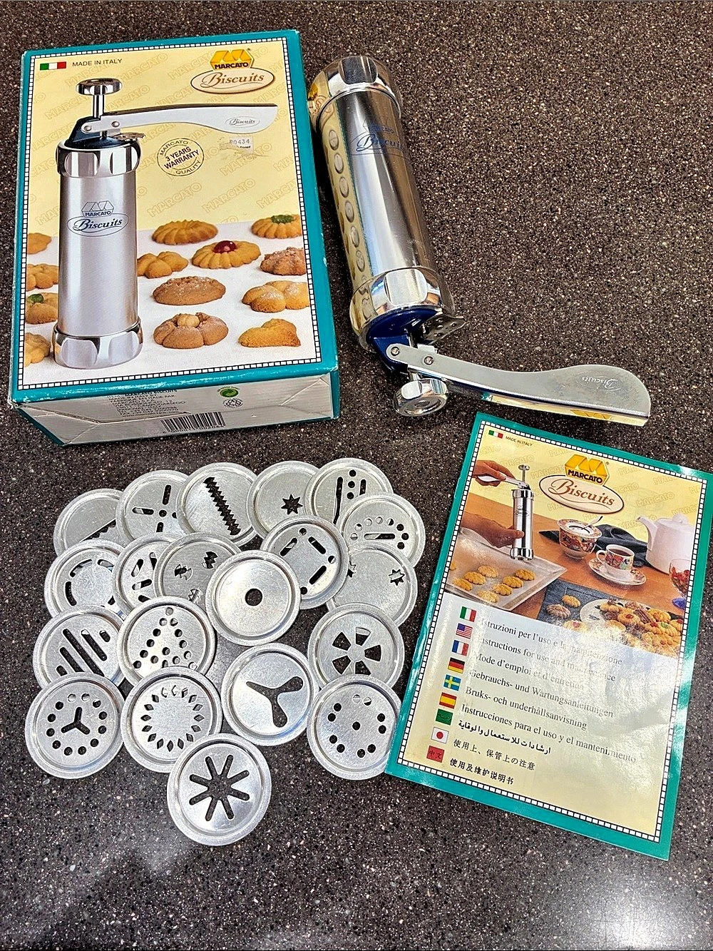 Marcato Biscuits Cookie Press with Metal Discs